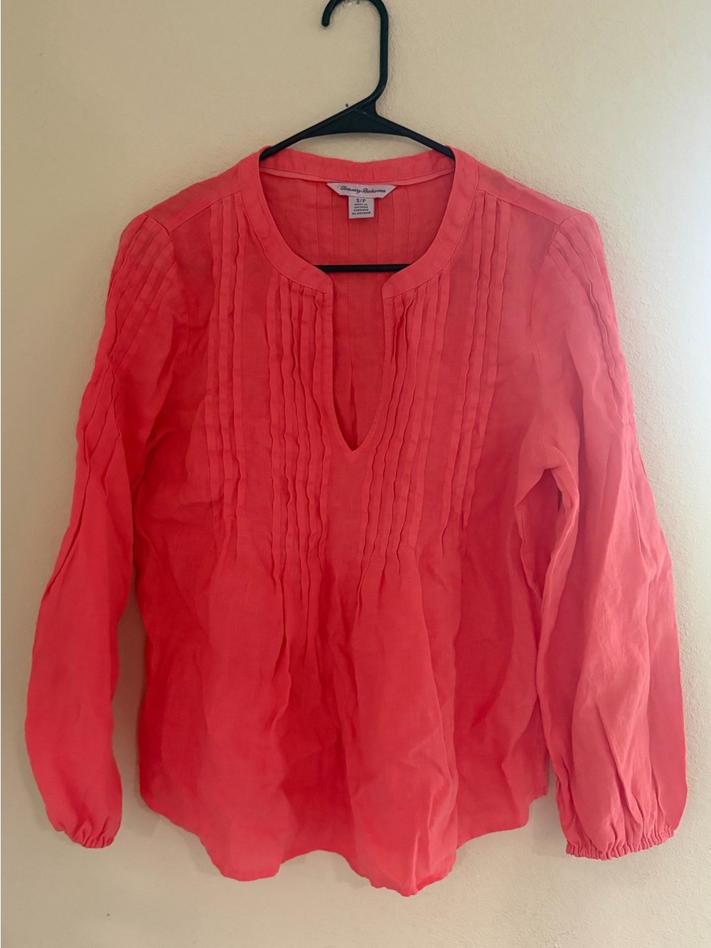 Tommy Bahama linen like Coral Pintuck Split-Neck Tunic